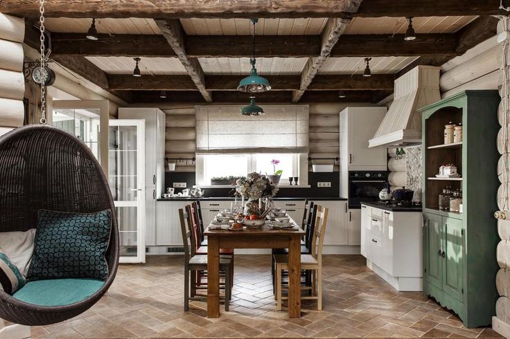 Hus i år hus i forstæderne samstroi byggeri, design, arkitektur.