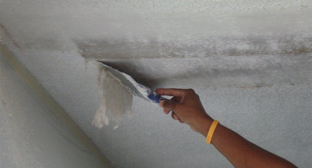 Чем отмыть потолок перед покраской